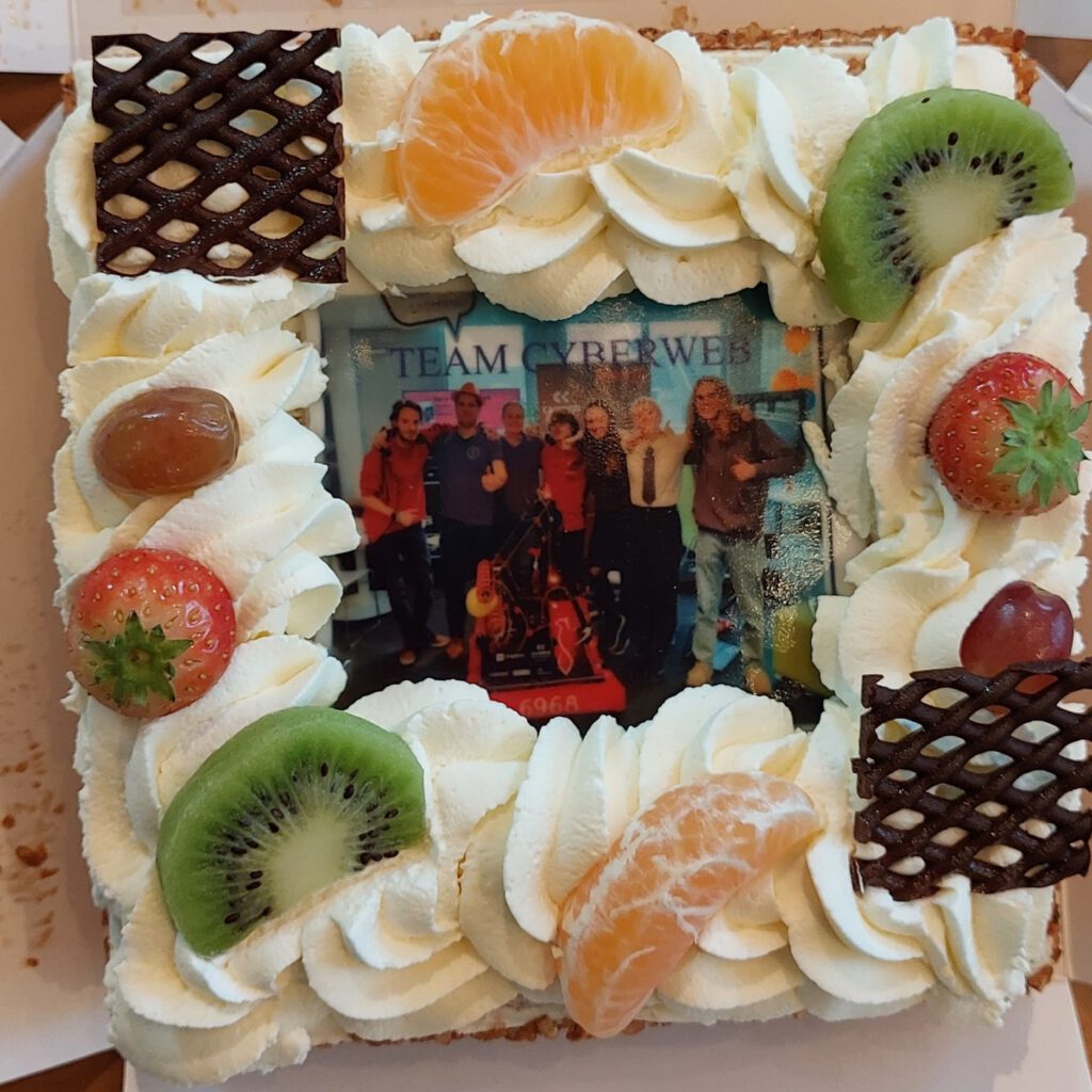 Daar hoort natuurlijk ook taart bij!