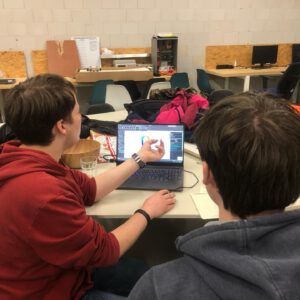 Finn and Ramon make a simulation to show the strength of the hook in SolidWorks